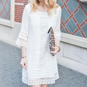 Sanctuary White Embroidered Lace 3/4 Sleeve Sheath Lined Dress.